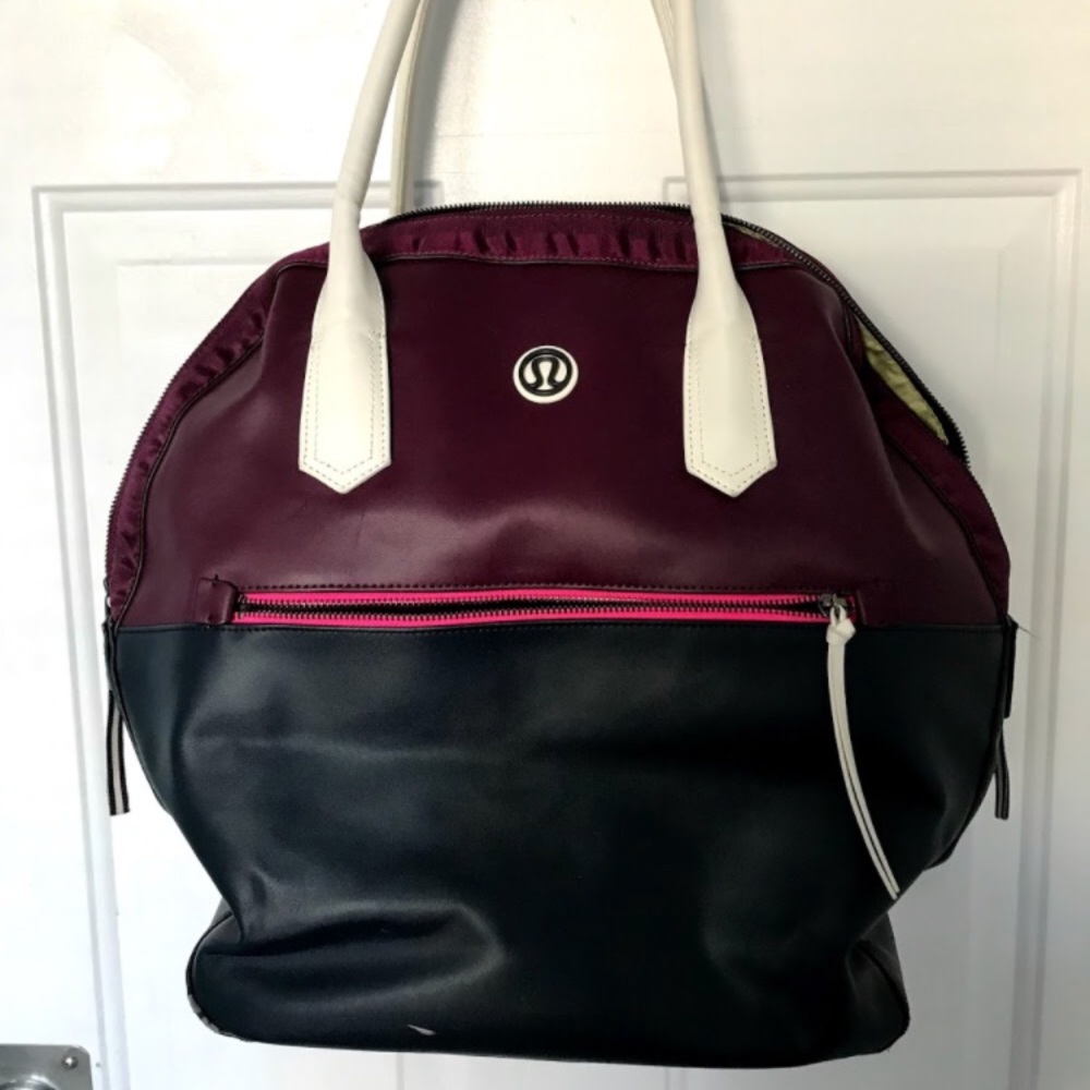 Lululemon Happy Hatha Hour Tote Satchel Bowling